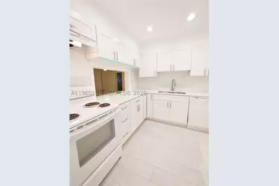 215 SE 3rd #307C, Hallandale, FL 33009 - Photo 16