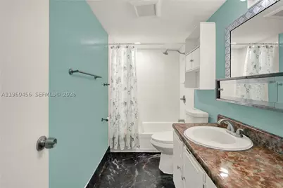 1555 W 44th #305, Hialeah, FL 33012 - Photo 22