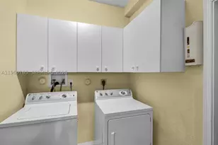 4209 Pinewood, Weston, FL 33331 - Photo 32