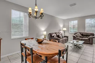 4209 Pinewood, Weston, FL 33331 - Photo 16