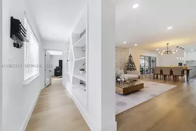 45 NE 124th, North Miami, FL 33161 - Photo 14