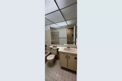 18965 NW 62nd #202, Hialeah, FL 33015 - Photo 4