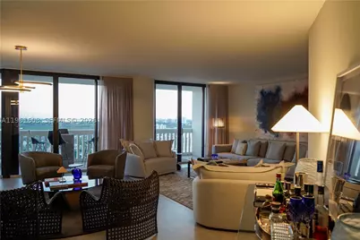 2000 Island #2404, Aventura, FL 33160 - Photo 8