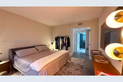 2000 Island #2404, Aventura, FL 33160 - Photo 16