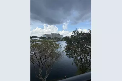 4805 NW 7th #408-15, Miami, FL 33126 - Photo 2