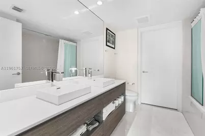 1100 S Miami #1602, Miami, FL 33130 - Photo 22