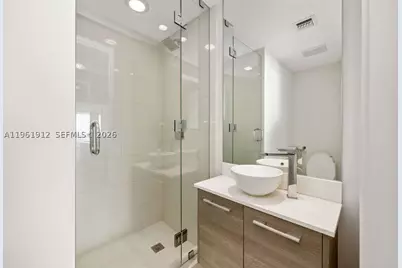 650 NE 32nd #2205, Miami, FL 33137 - Photo 16