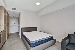 121 NE 5th, Miami, FL 33132 - Photo 24