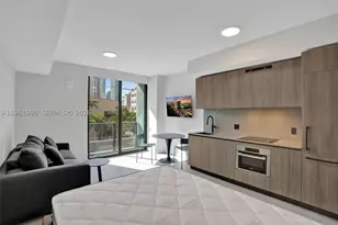 121 NE 5th, Miami, FL 33132 - Photo 10