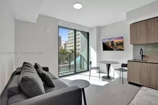 121 NE 5th, Miami, FL 33132 - Photo 12