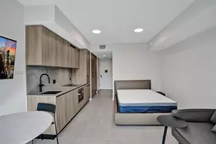 121 NE 5th, Miami, FL 33132 - Photo 16