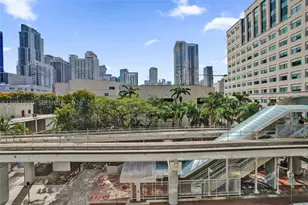 121 NE 5th, Miami, FL 33132 - Photo 22