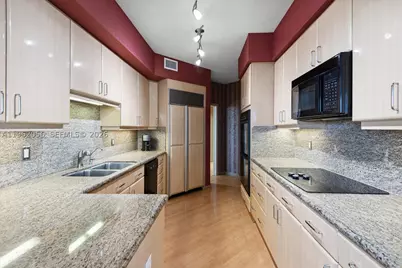 6051 N Ocean #602, Hollywood, FL 33019 - Photo 8