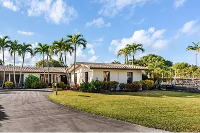 636 Hibiscus, Hallandale, FL 33009 - Photo 10