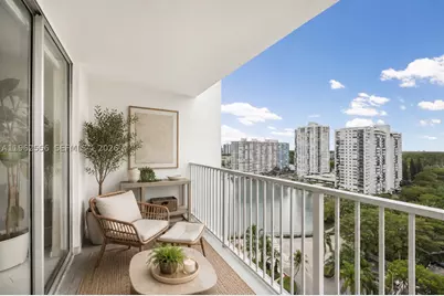 2801 NE 183rd #1607W, Aventura, FL 33160 - Photo 2