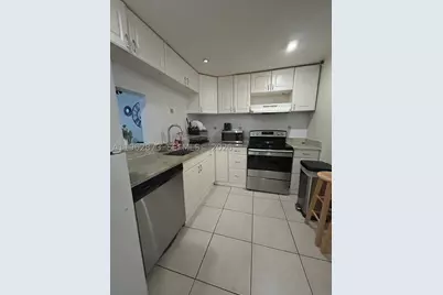 4314 NW 9th #5-3H, Deerfield Beach, FL 33064 - Photo 2