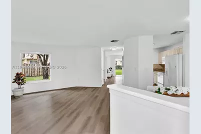 2237 NW 171st, Pembroke Pines, FL 33028 - Photo 4