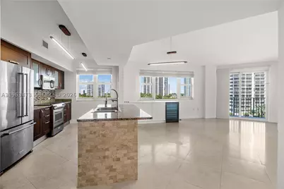 20000 E Country Club #716, Aventura, FL 33180 - Photo 8
