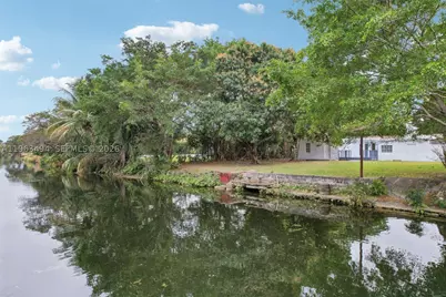 299 S Biscayne River, Miami, FL 33169 - Photo 38