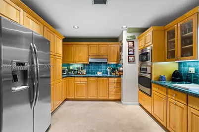1255 Algardi, Coral Gables, FL 33146 - Photo 14