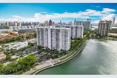 2801 NE 183rd #1504W, Aventura, FL 33160 - Photo 4