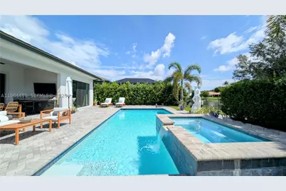 2879 Gin Berry, West Palm Beach, FL 33401 - Photo 18