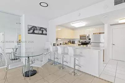 2301 Collins #504, Miami Beach, FL 33139 - Photo 6