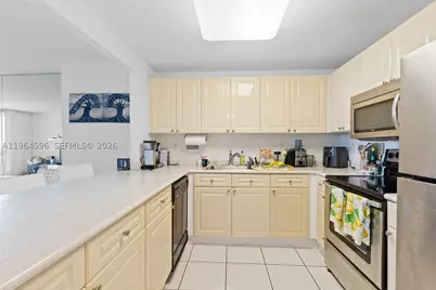 2301 Collins #504, Miami Beach, FL 33139 - Photo 8