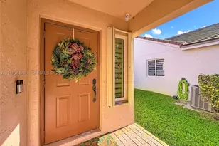 1536 Presidio, Weston, FL 33327 - Photo 8