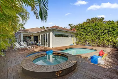 1662 Diplomat, Miami, FL 33179 - Photo 48