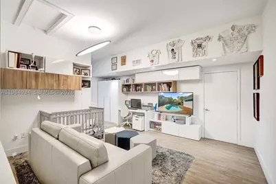 1662 Diplomat, Miami, FL 33179 - Photo 26
