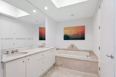 100 S Pointe #1001, Miami Beach, FL 33139 - Photo 8