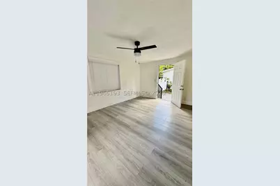 2238 NW 5th #1, Miami, FL 33125 - Photo 14