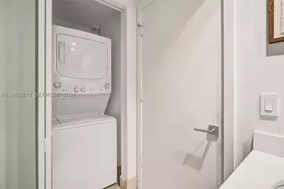 121 NE 34th #2205, Miami, FL 33137 - Photo 30