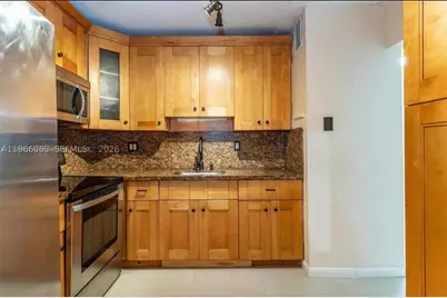 [Address not provided], Miami, FL 33172 - Photo 8
