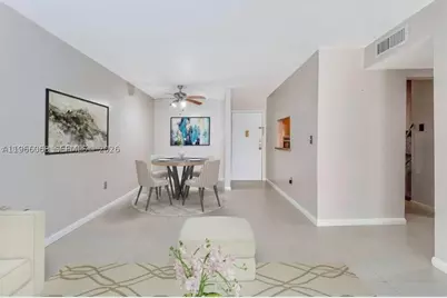 [Address not provided], Miami, FL 33172 - Photo 4