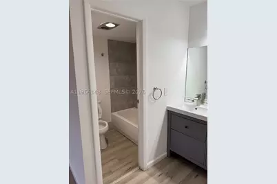 6301 N Fall Circle #213, Lauderhill, FL 33319 - Photo 26