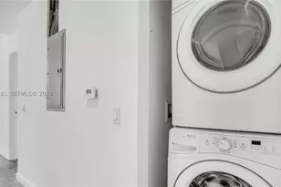 151 SE 1st, Miami, FL 33131 - Photo 14