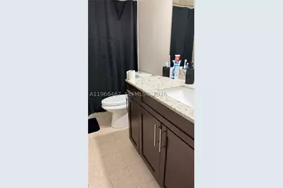 17720 NW 73rd #105, Hialeah, FL 33015 - Photo 16