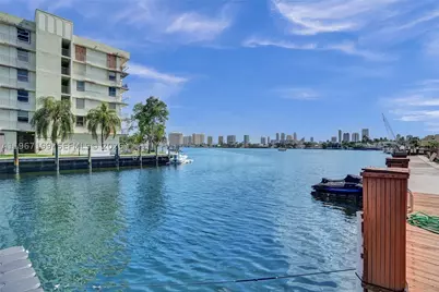 2689 NE 165th #56, North Miami Beach, FL 33160 - Photo 38