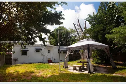 1821 Harding, Hollywood, FL 33020 - Photo 18