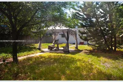 1821 Harding, Hollywood, FL 33020 - Photo 20