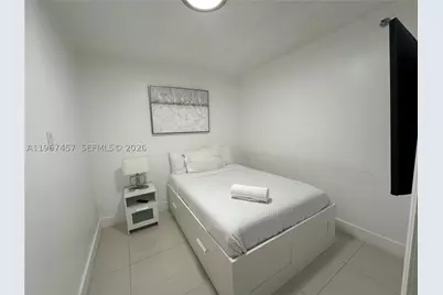 1200 Brickell Bay #1712, Miami, FL 33131 - Photo 14