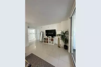 1200 Brickell Bay #1712, Miami, FL 33131 - Photo 6