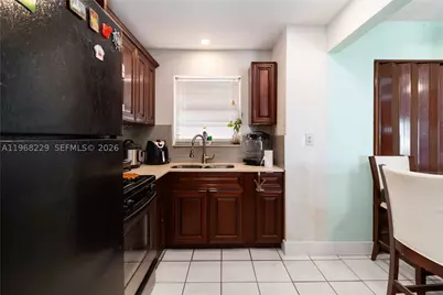 8895 Fontainebleau #504, Miami, FL 33172 - Photo 12