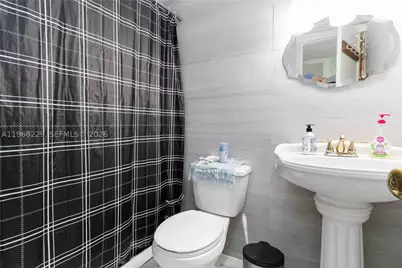 8895 Fontainebleau #504, Miami, FL 33172 - Photo 14