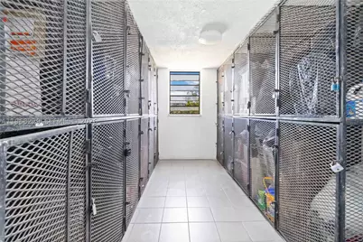8895 Fontainebleau #504, Miami, FL 33172 - Photo 26