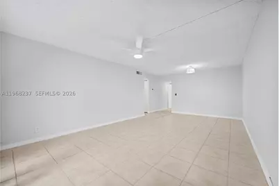 2861 Somerset #104, Lauderdale Lakes, FL 33311 - Photo 20