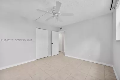 2861 Somerset #104, Lauderdale Lakes, FL 33311 - Photo 12