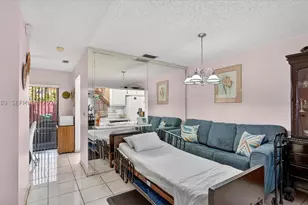 10413 NW 6th, Pembroke Pines, FL 33026 - Photo 14